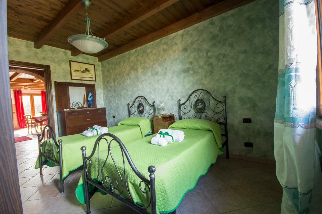 Casa Vacanza Il Mandorlo Domusnovas Exteriér fotografie
