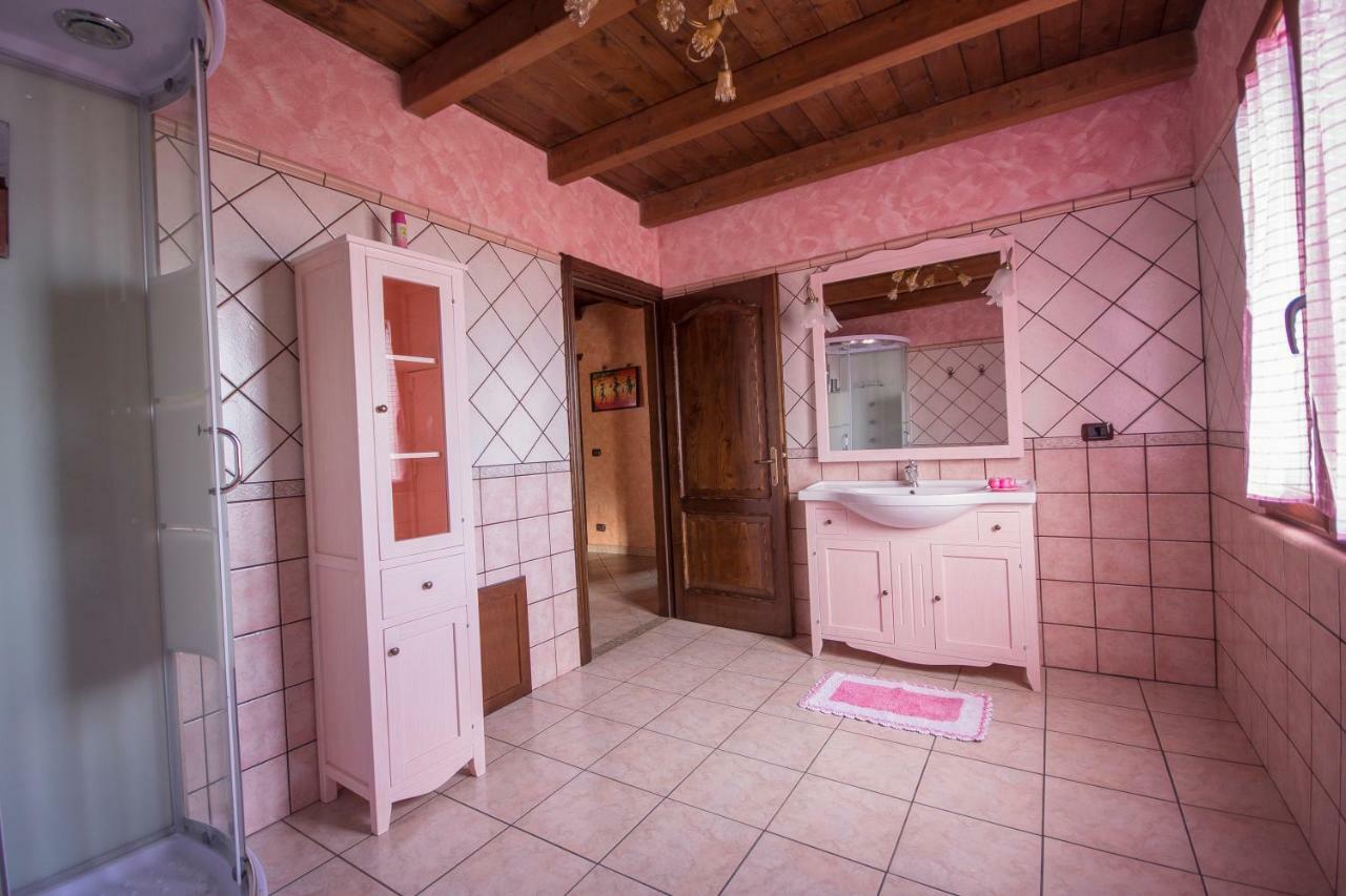 Casa Vacanza Il Mandorlo Domusnovas Exteriér fotografie