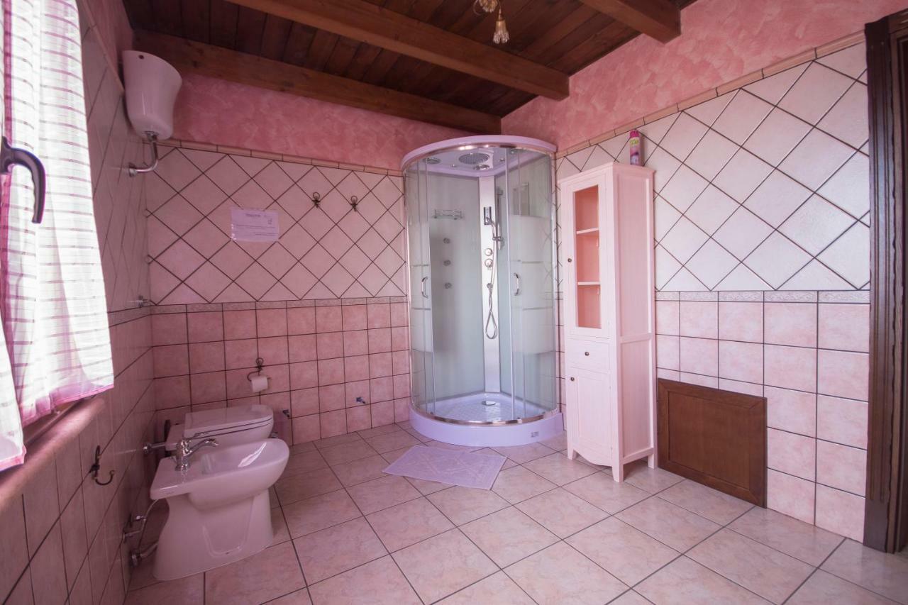 Casa Vacanza Il Mandorlo Domusnovas Exteriér fotografie