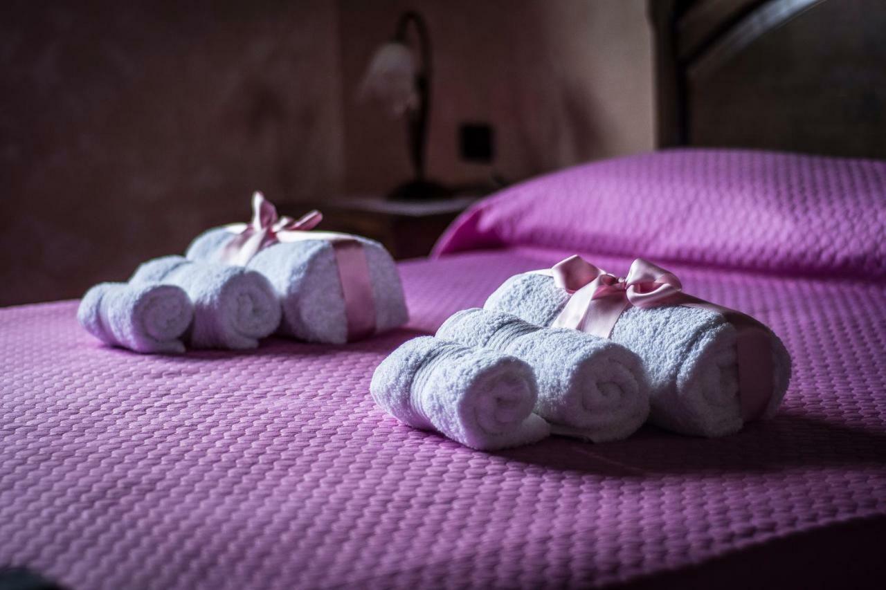 Casa Vacanza Il Mandorlo Domusnovas Exteriér fotografie